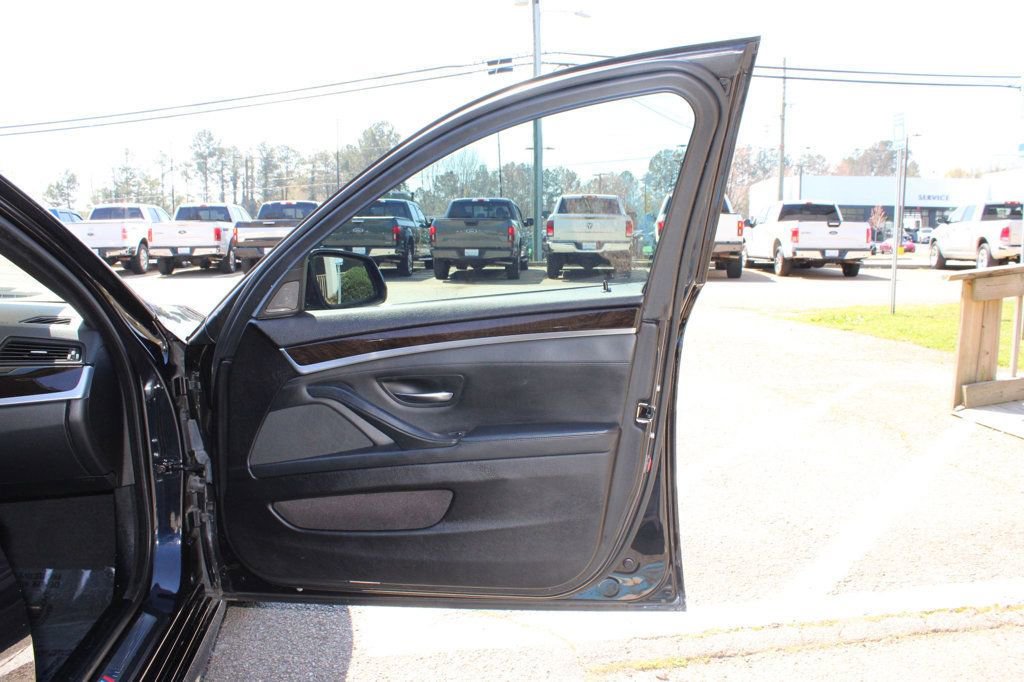 Used 2016 BMW 528i Sedan image 24