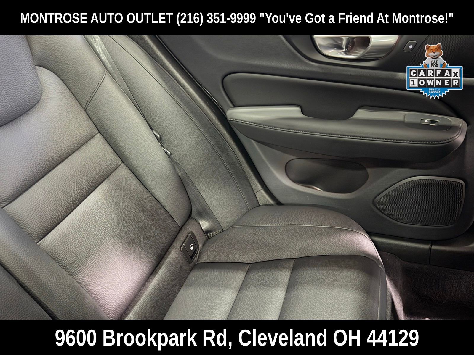 Used 2024 Volvo V60 B5 Cross Country Plus image 33