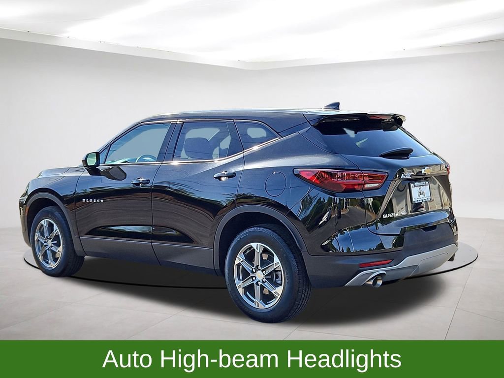Used 2023 Chevrolet Blazer LT image 5