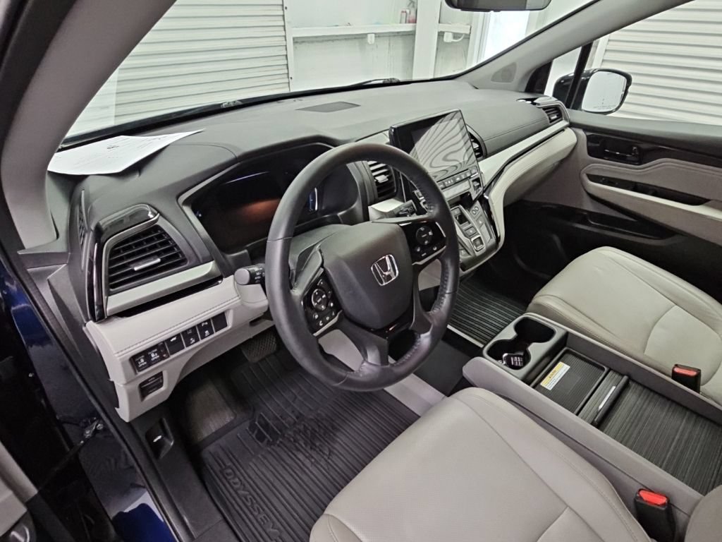 Used 2019 Honda Odyssey Elite image 12