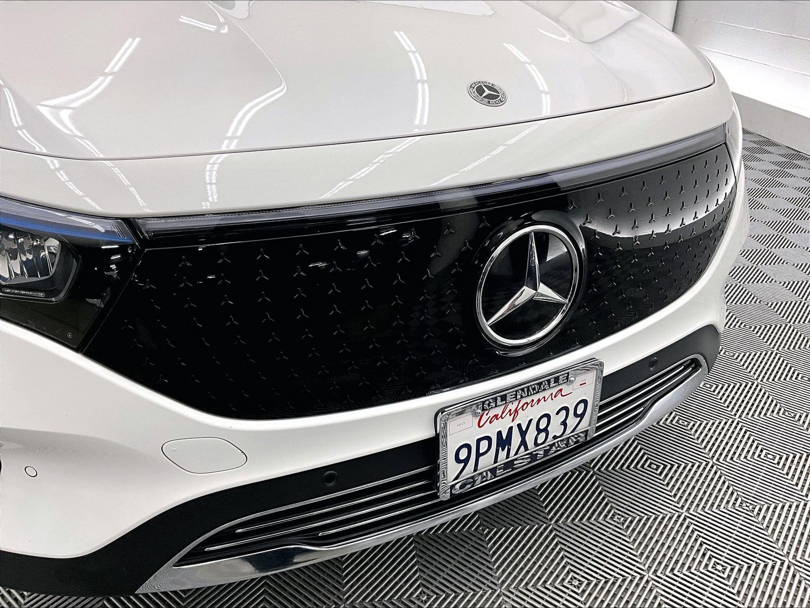 Certified 2024 Mercedes-Benz EQB 250+ image 31