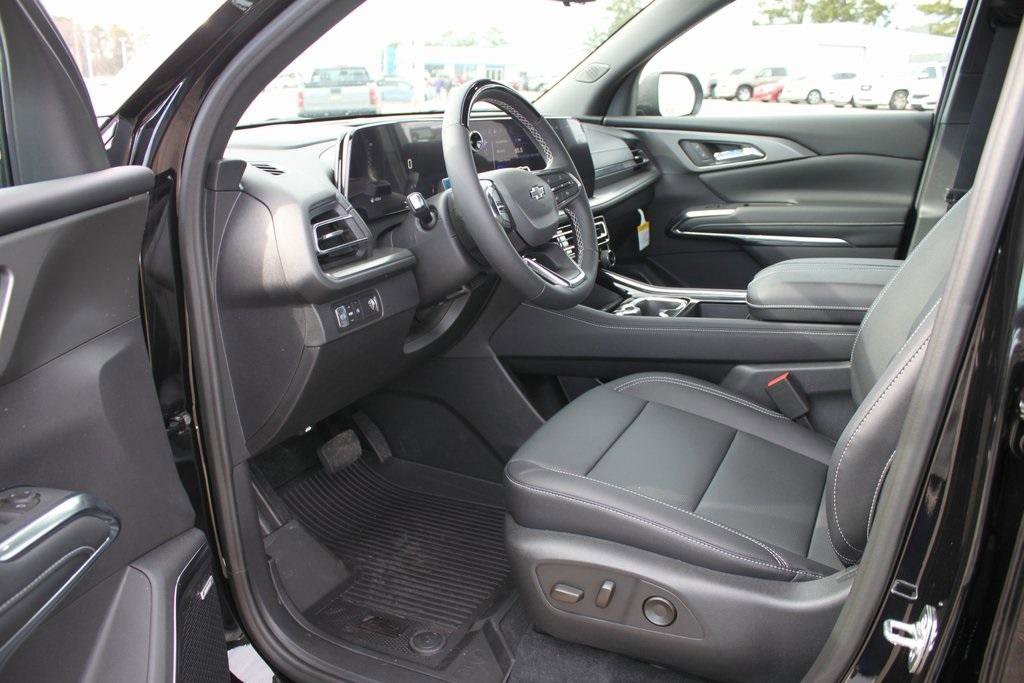 New 2026 Chevrolet Traverse LT w/ Enhanced Driving Package image 12