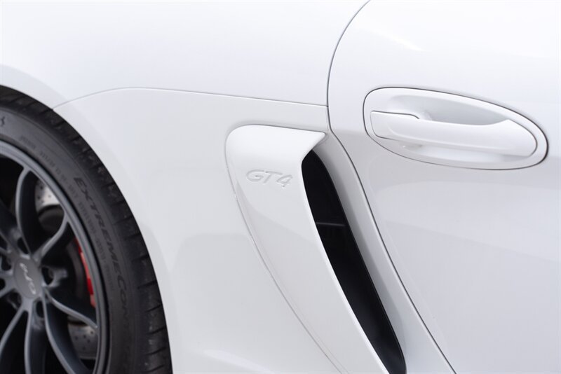 Used 2016 Porsche Cayman GT4 RWD image 26