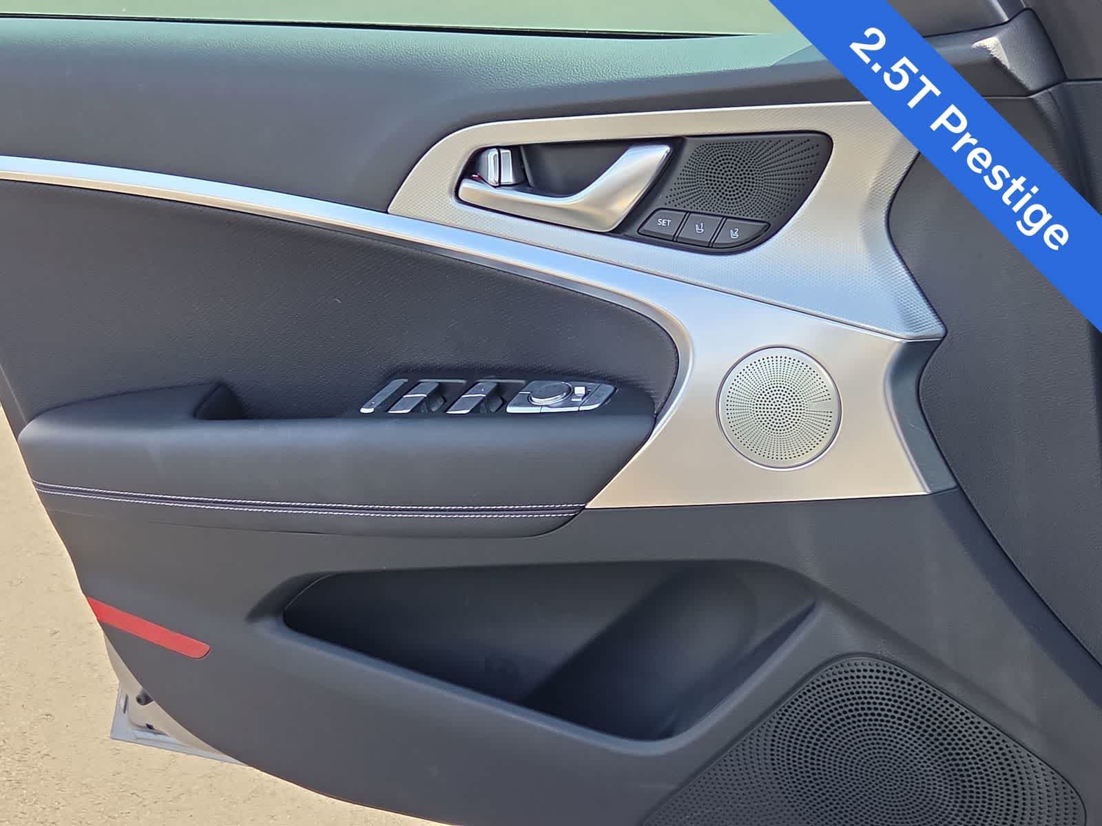 Certified 2026 Genesis G70 2.5T Prestige RWD image 29