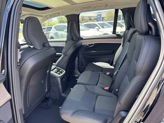 New 2025 Volvo XC90 T8 Plus w/ Protection Package Premier image 19
