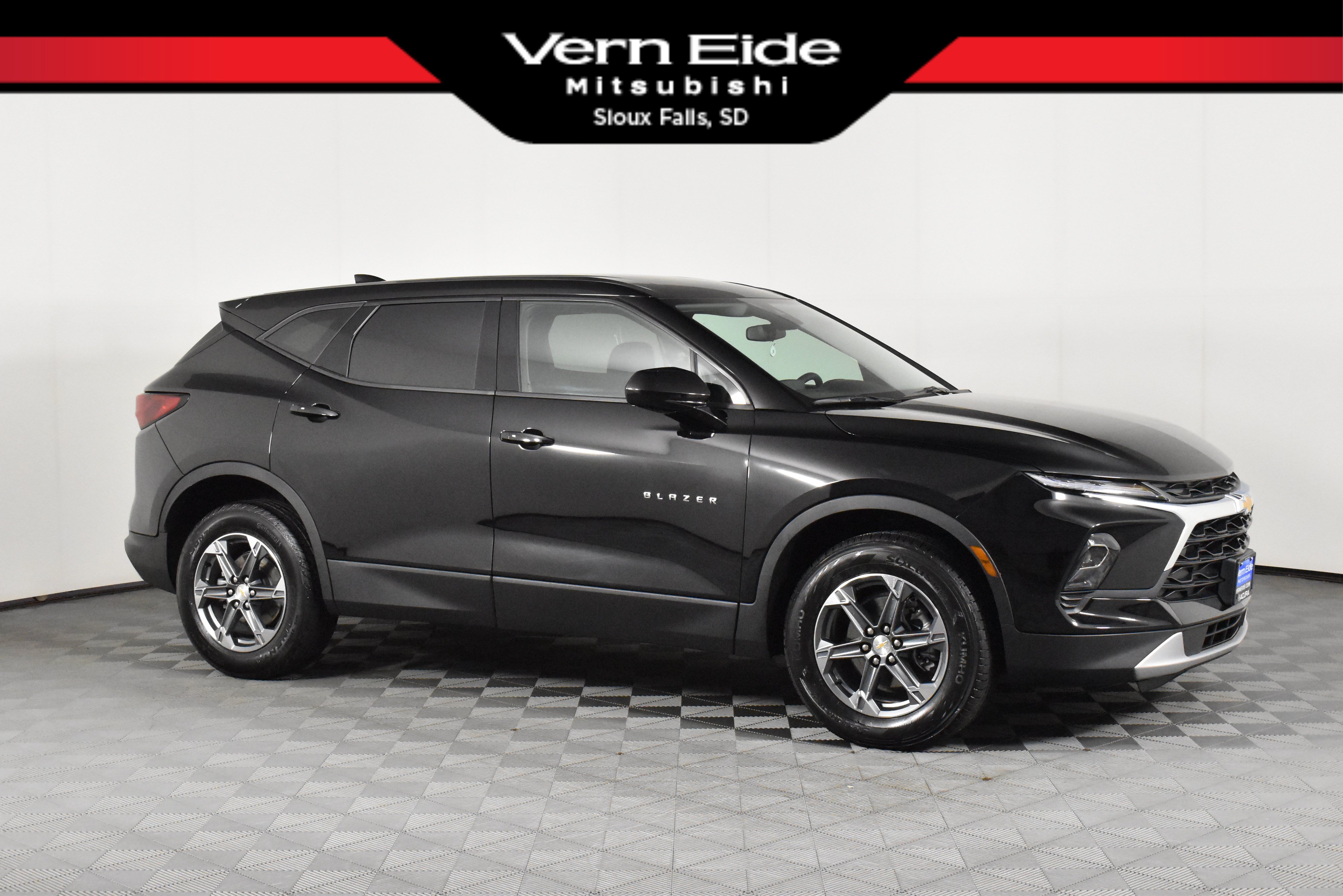 Used 2025 Chevrolet Blazer LT