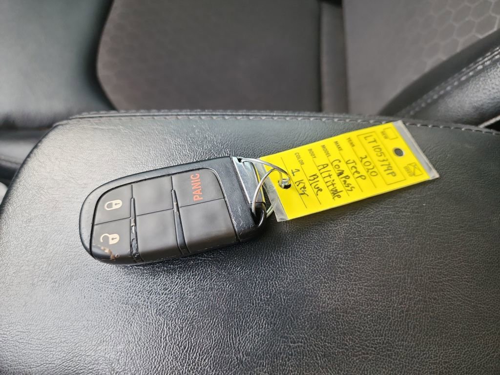 Used 2020 Jeep Compass Latitude image 42