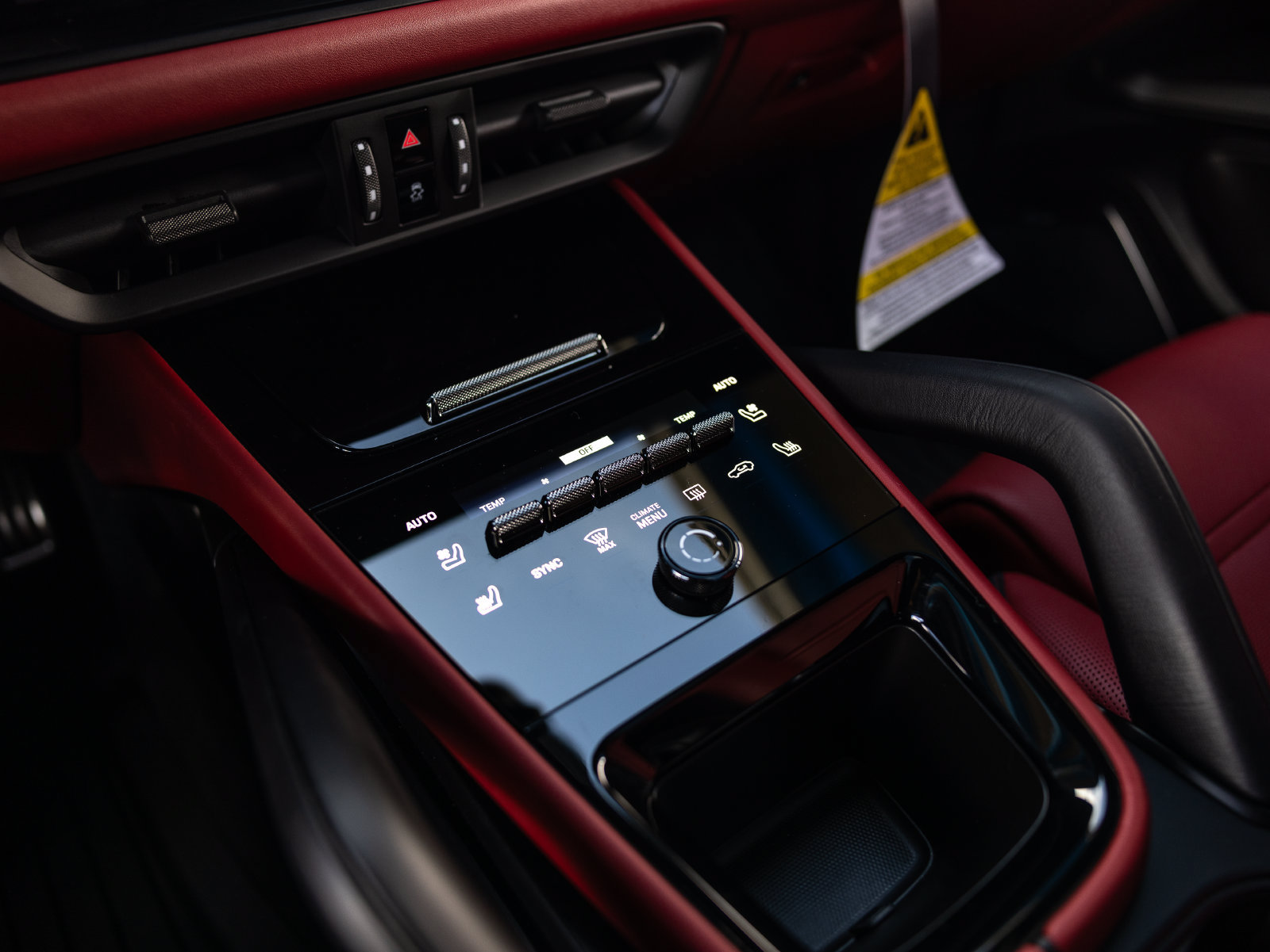 Certified 2025 Porsche Cayenne GTS AWD/4WD image 34