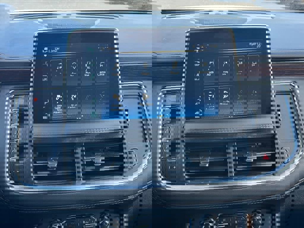 Certified 2023 Chevrolet Suburban High Country w/ Max Trailering Package image 10