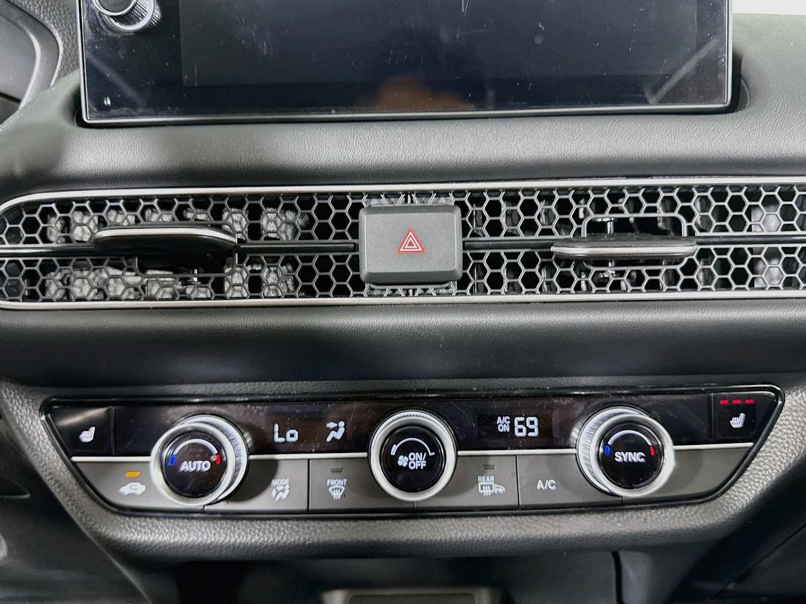 Certified 2026 Honda HR-V EX-L image 18