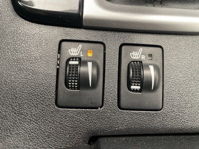Used 2019 Toyota Highlander XLE image 25