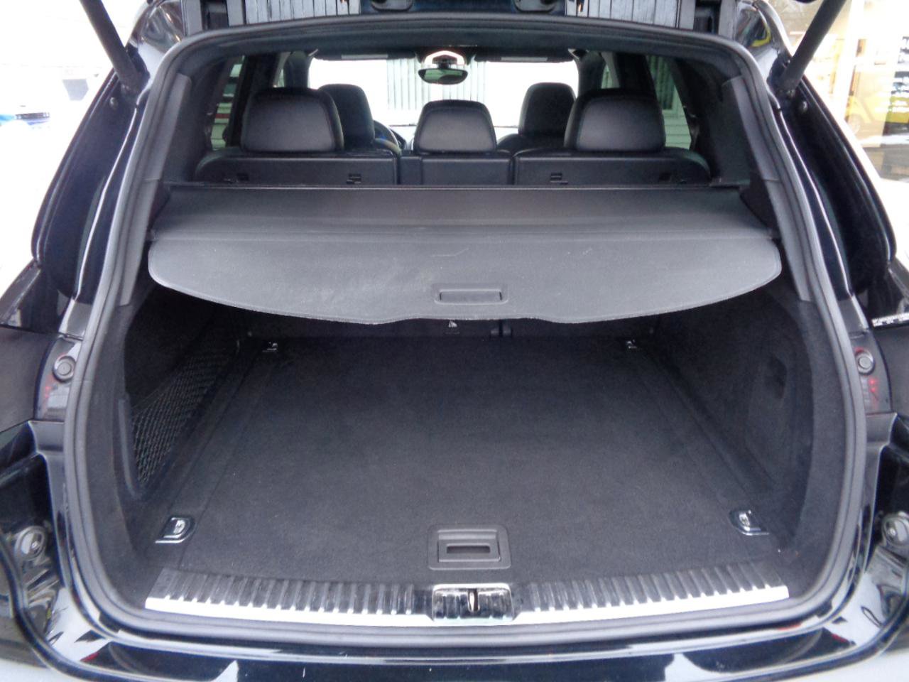 Used 2016 Porsche Cayenne AWD 4dr Platinum Edition image 36