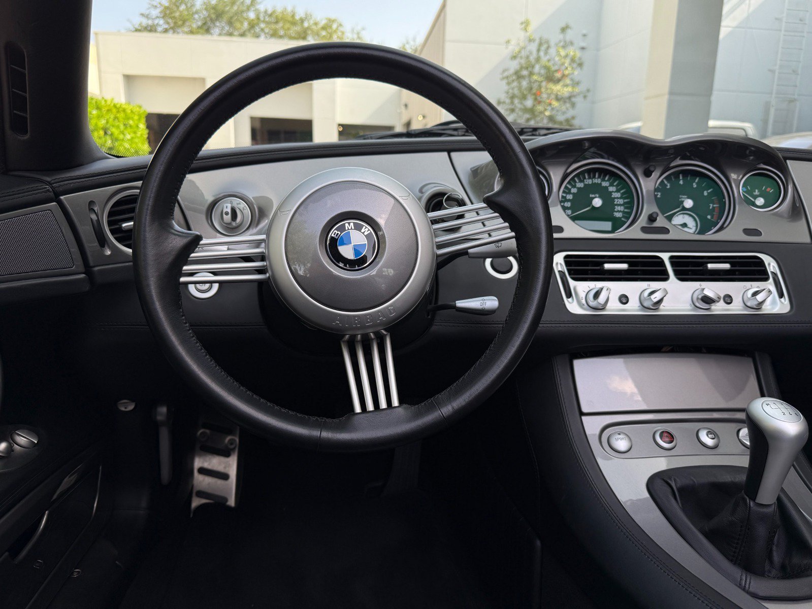 Used 2002 BMW Z8 RWD image 36