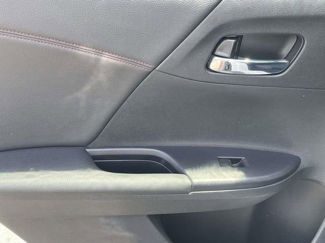 Used 2017 Honda Accord Sport Special Edition image 19