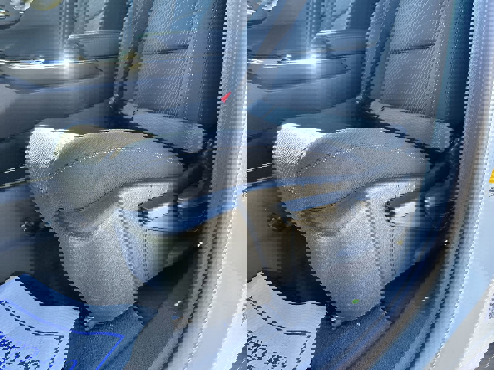 New 2026 Chevrolet Equinox LT image 15