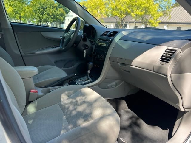 Used 2010 Toyota Corolla LE w/ All Weather Guard Pkg FWD image 21