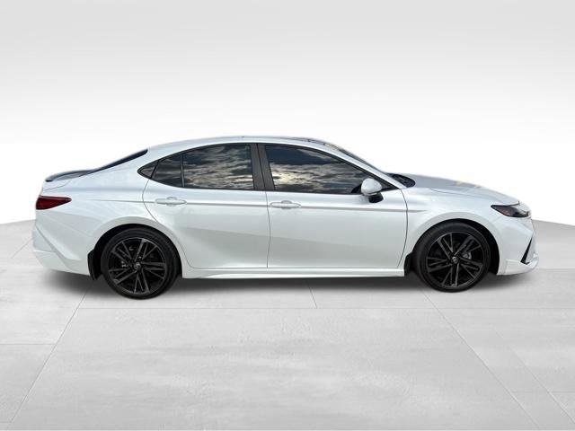 Used 2025 Toyota Camry XSE image 9