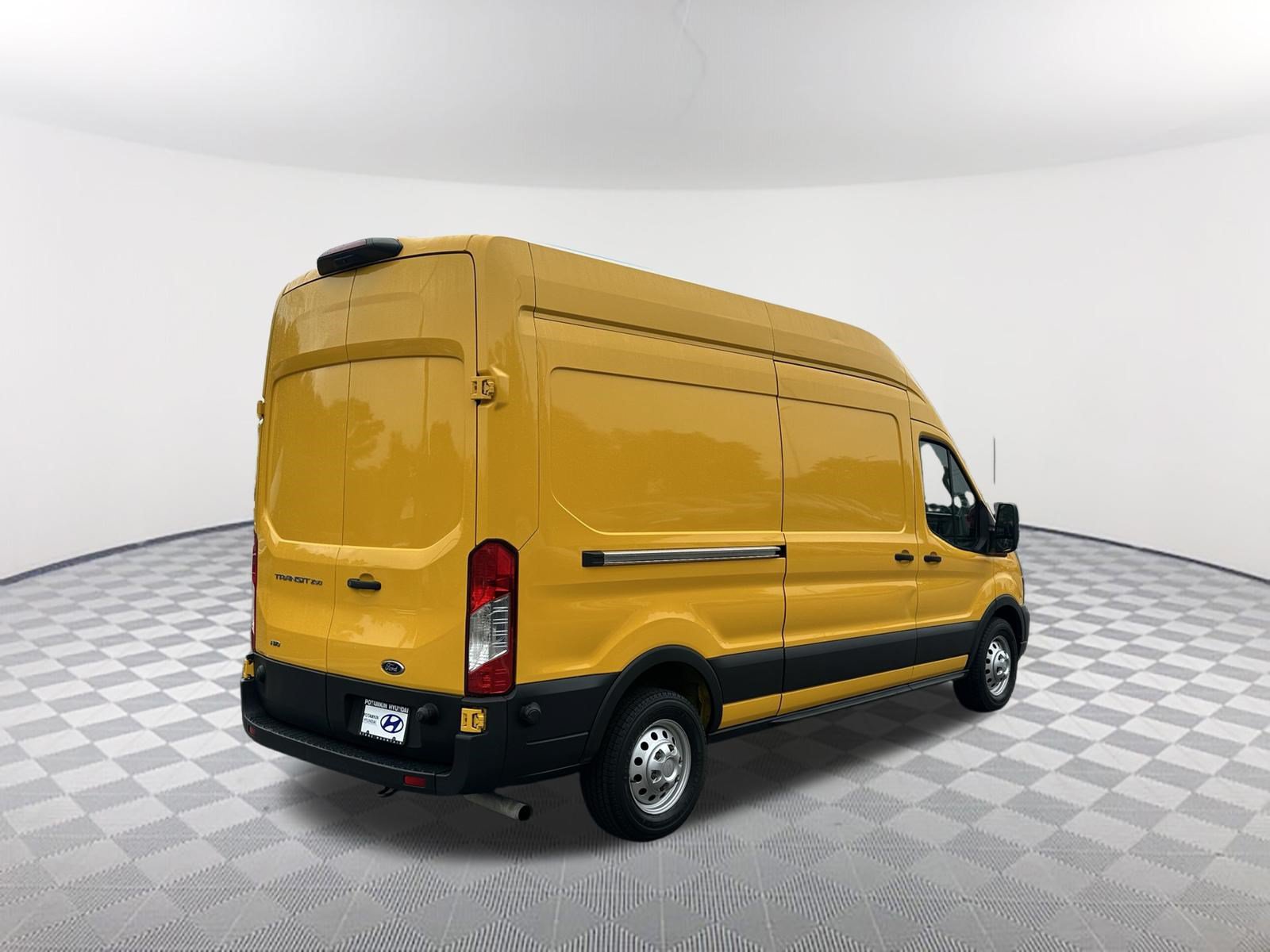 Used 2023 Ford Transit 250 148 High Roof AWD w/ Load Area Protection Package image 5