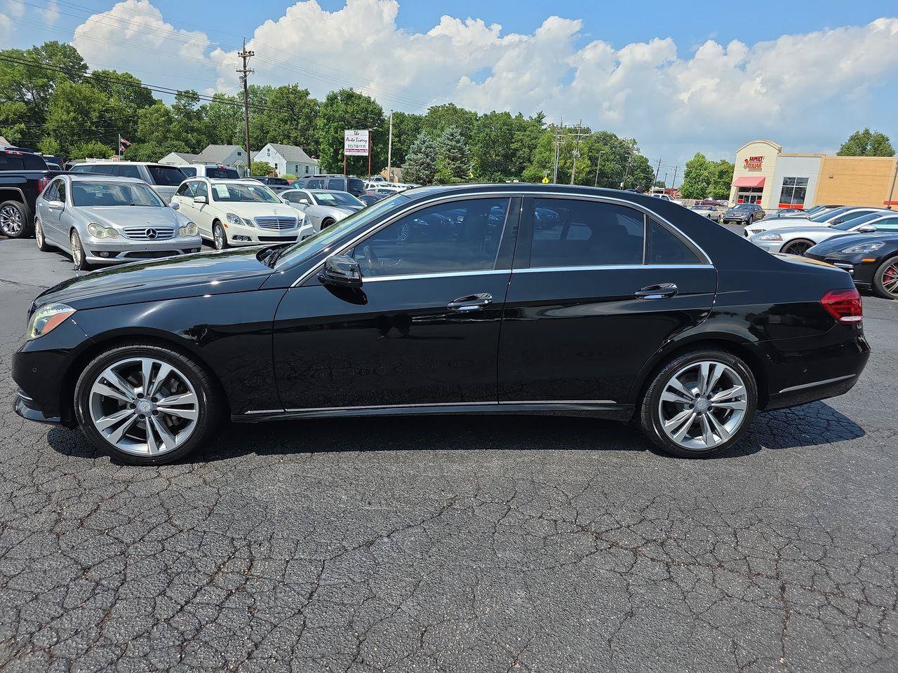 Used 2014 Mercedes-Benz E 350 4MATIC Sedan w/ Premium 1 Package image 19
