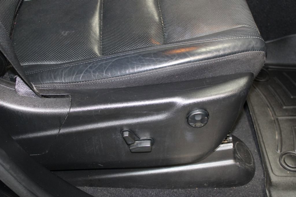 Used 2021 Jeep Grand Cherokee Limited w/ Luxury Group II image 28