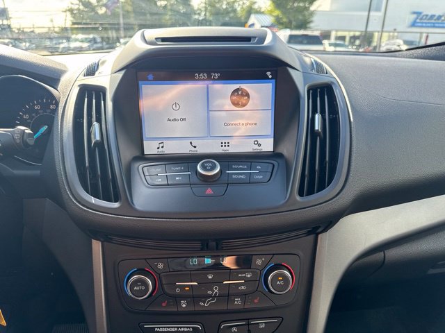 Used 2017 Ford Escape SE w/ SE Leather Comfort Package AWD/4WD image 16