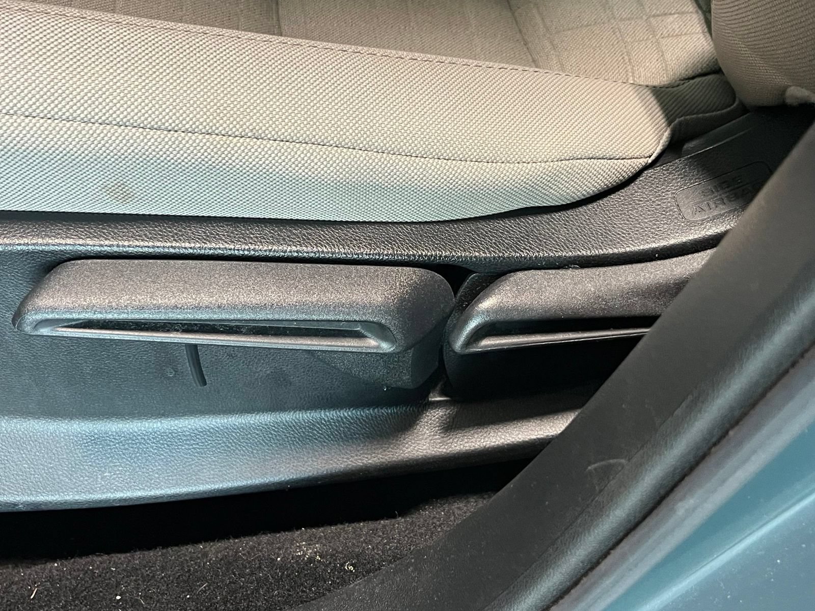 Used 2024 Honda HR-V LX image 17