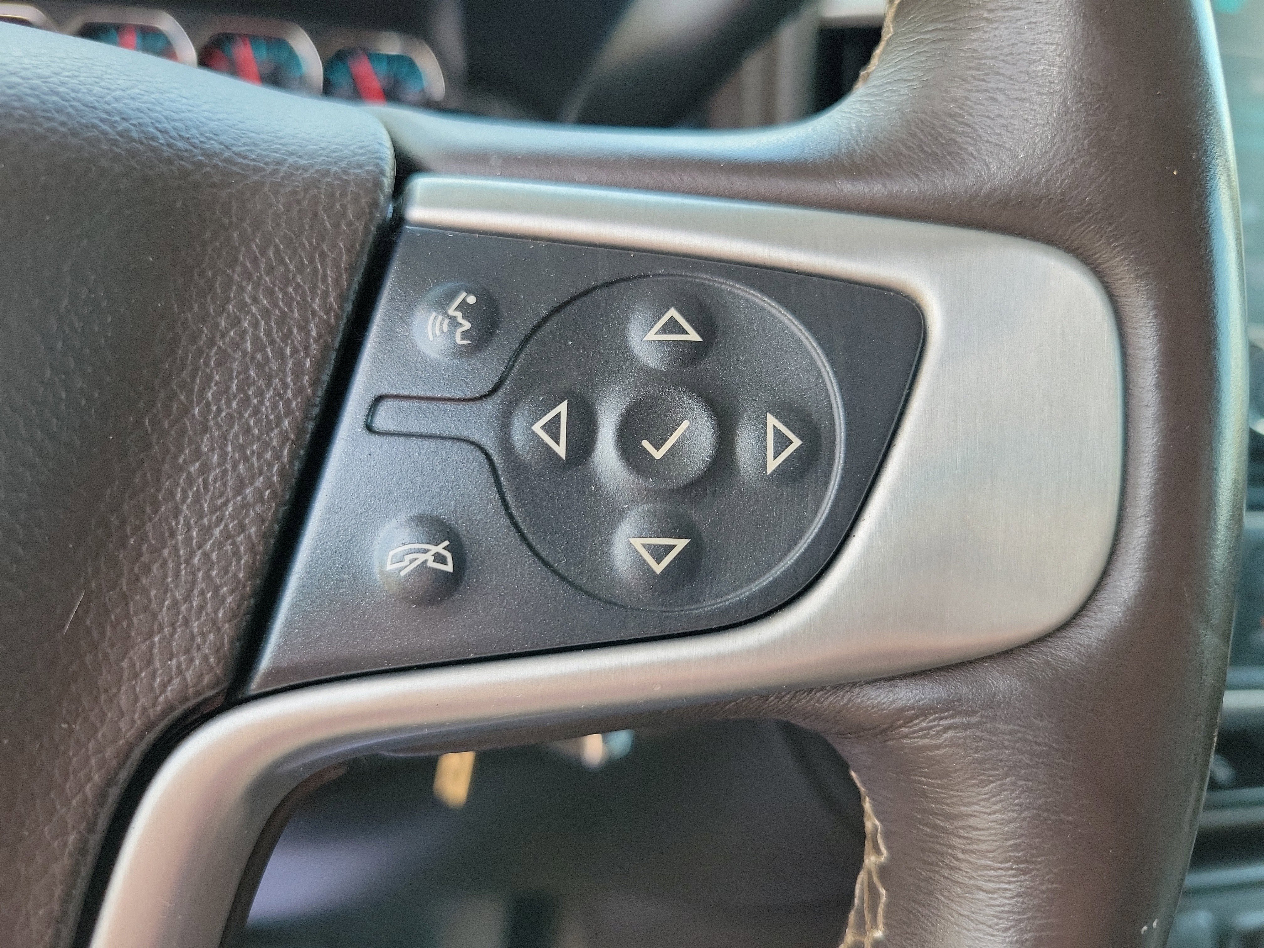 Used 2017 GMC Sierra 1500 SLT w/ SLT Premium Package image 16