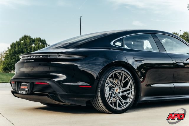 Used 2020 Porsche Taycan Turbo AWD/4WD image 36