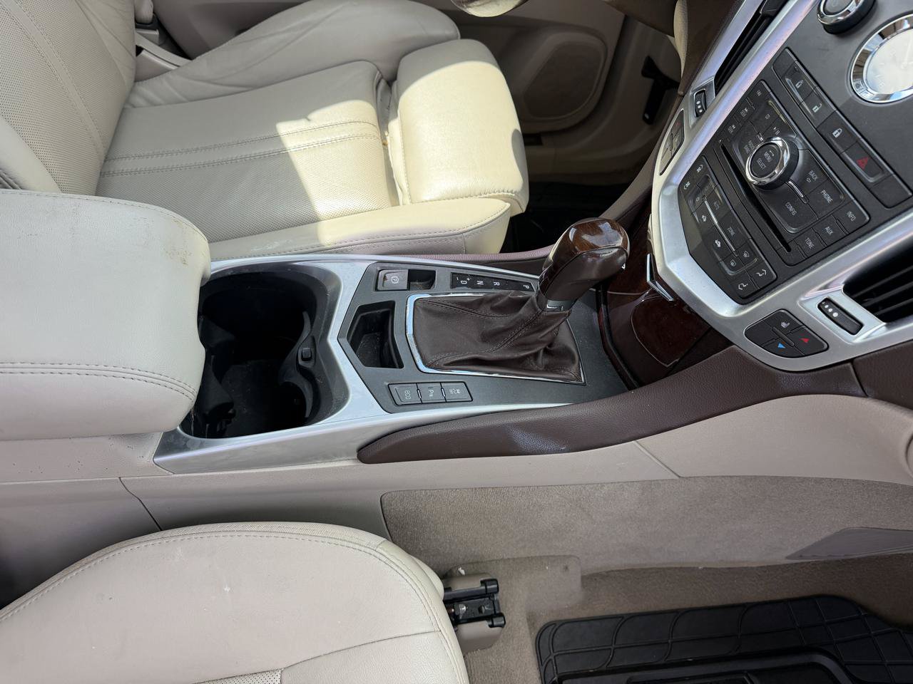 Used 2012 Cadillac SRX Luxury AWD/4WD image 13