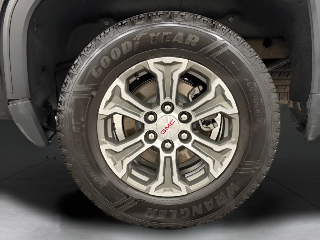 Used 2025 GMC Sierra 1500 SLT AWD/4WD image 25