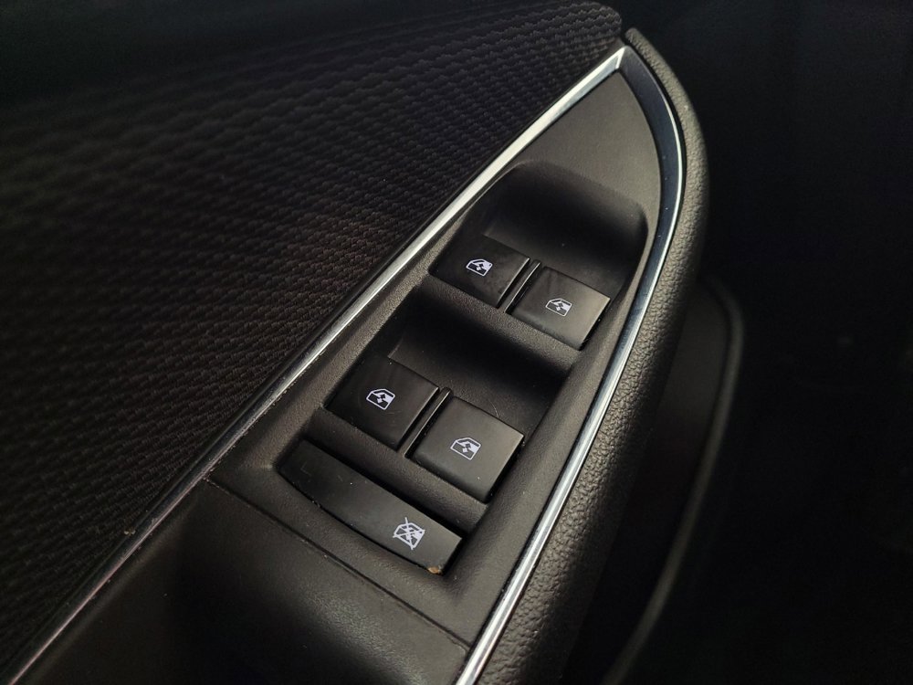 Used 2017 Chevrolet Cruze LT w/ Convenience Package image 27