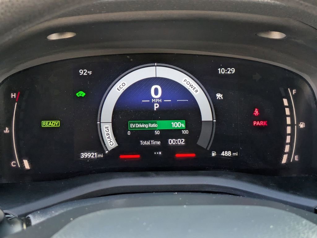 Used 2025 Toyota Camry LE FWD image 22