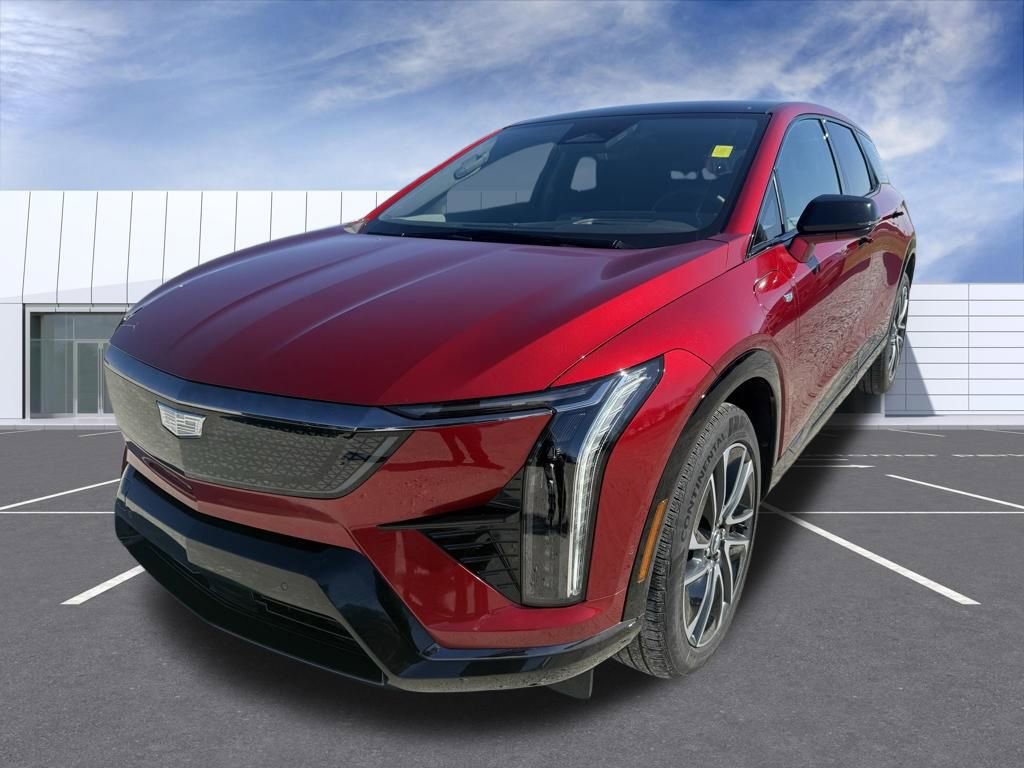 Certified 2025 Cadillac Optiq Sport 2 w/ LPO, Floor Liner Package image 6