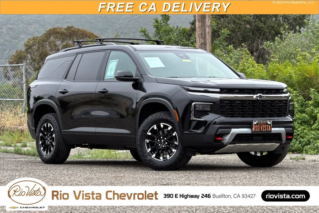 Used 2025 Chevrolet Traverse Z71 AWD/4WD image 1