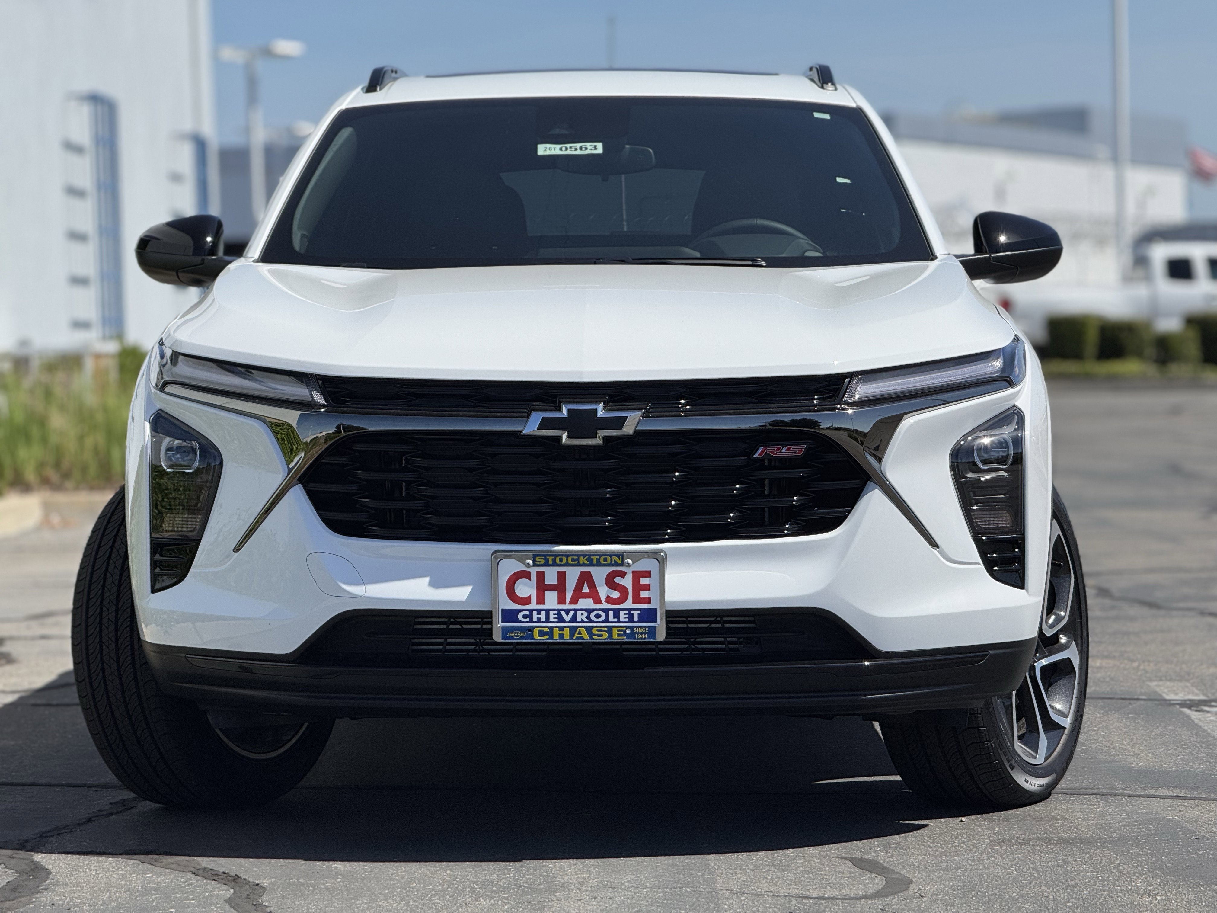 New 2026 Chevrolet Trax RS w/ Sunroof Package image 2
