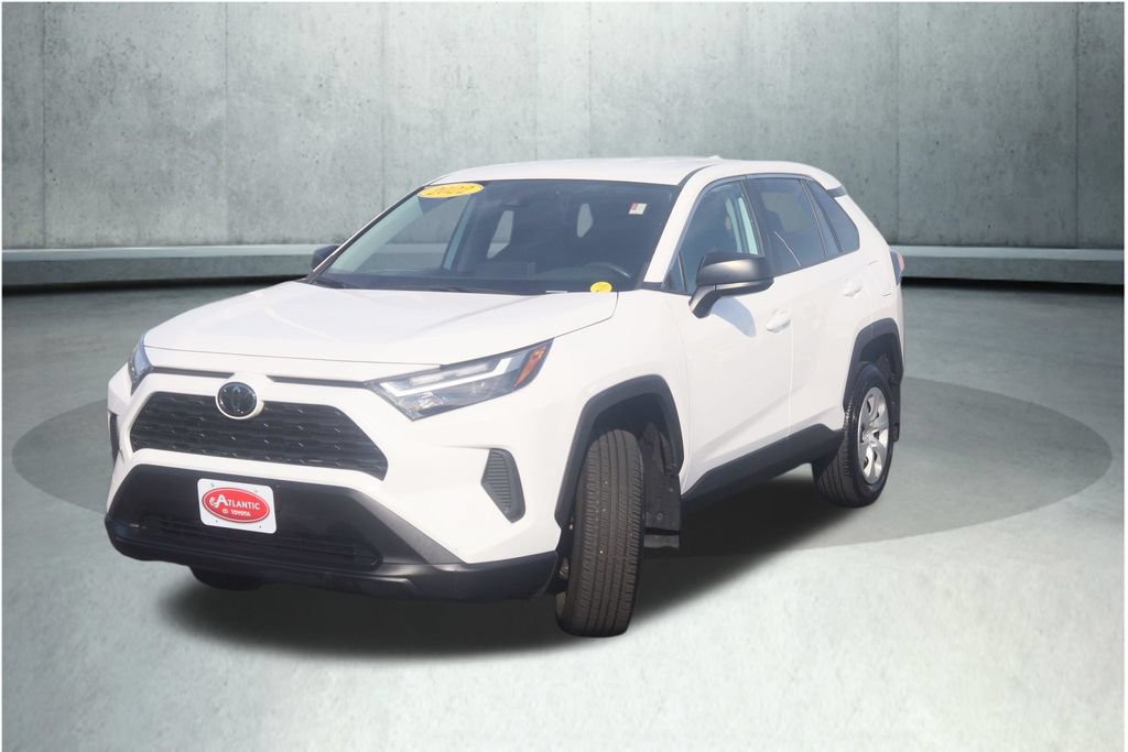 Used 2023 Toyota RAV4 LE AWD/4WD image 23