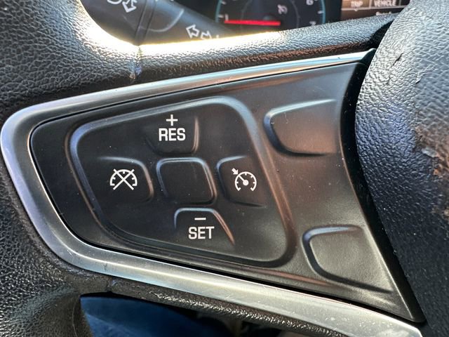 Used 2018 Chevrolet Equinox LT image 25