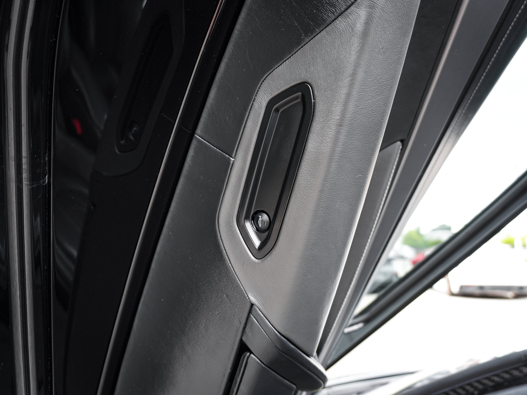 Used 2018 McLaren 720S Luxury RWD image 19