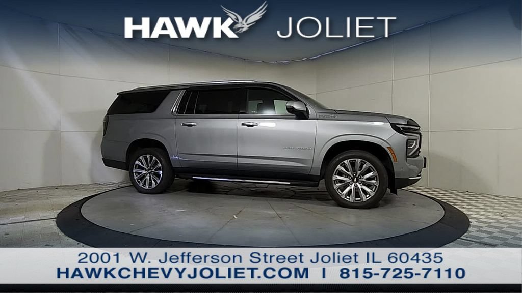Used 2025 Chevrolet Suburban High Country AWD/4WD image 8