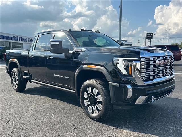 New 2026 GMC Sierra 2500 Denali w/ Denali Reserve Package AWD/4WD image 2