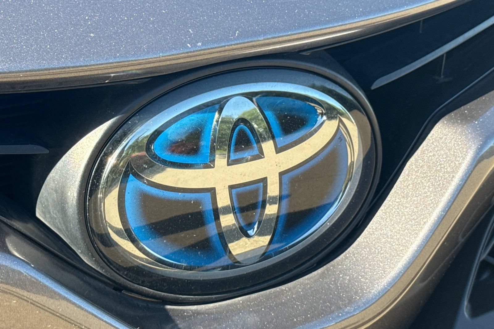 Used 2021 Toyota Camry SE w/ Cold Weather Package FWD image 47