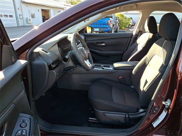 New 2025 Nissan Sentra SV image 5