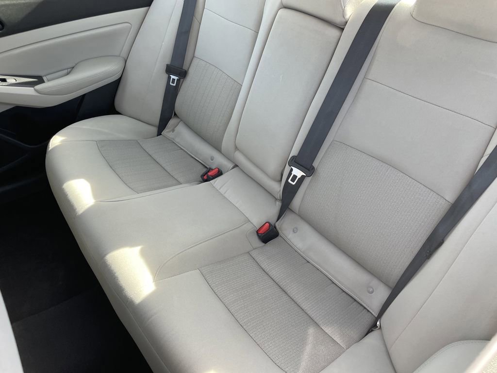 Used 2024 Nissan Altima 2.5 SV w/ SV Premium Package image 18