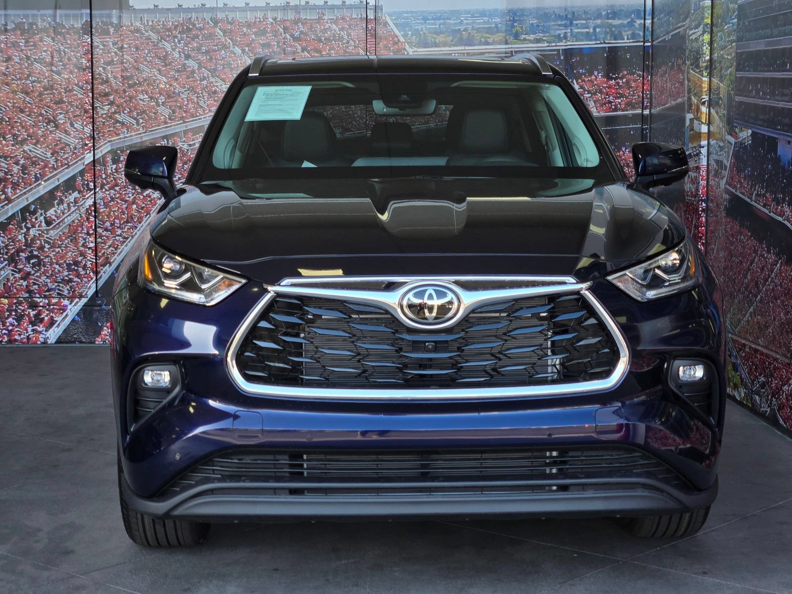 Certified 2026 Toyota Highlander Limited AWD/4WD image 3