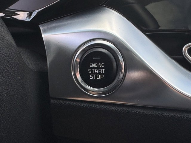 Certified 2022 Kia Niro Touring Special Edition image 14