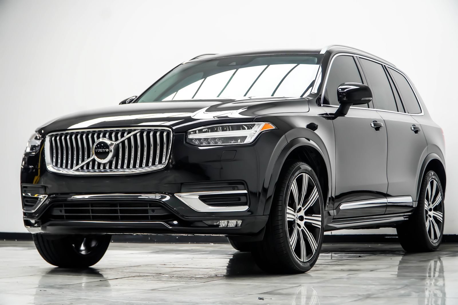 Used 2021 Volvo XC90 T6 Inscription w/ Protection Package Premier AWD/4WD image 9