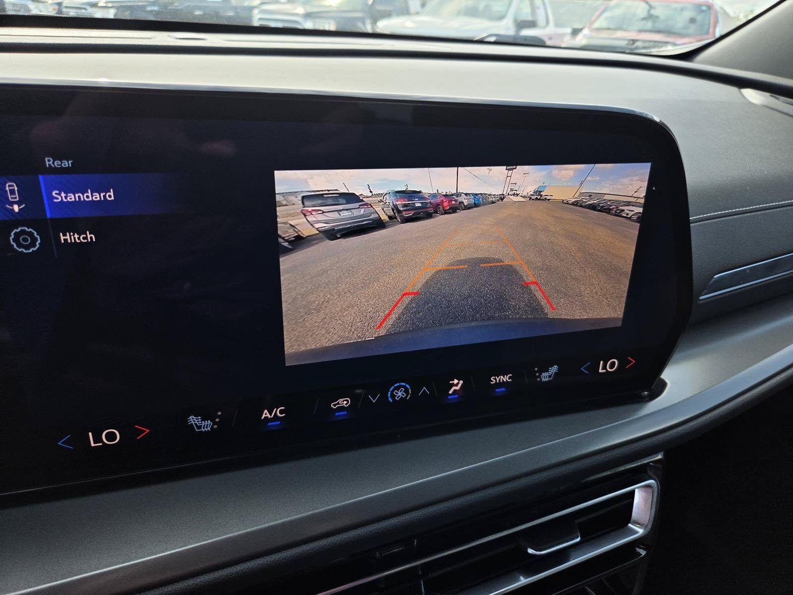 Used 2026 Chevrolet Traverse LT AWD/4WD image 22