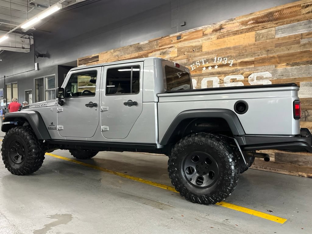 Used 2014 Jeep Wrangler Unlimited Rubicon w/ Connectivity Group AWD/4WD image 22