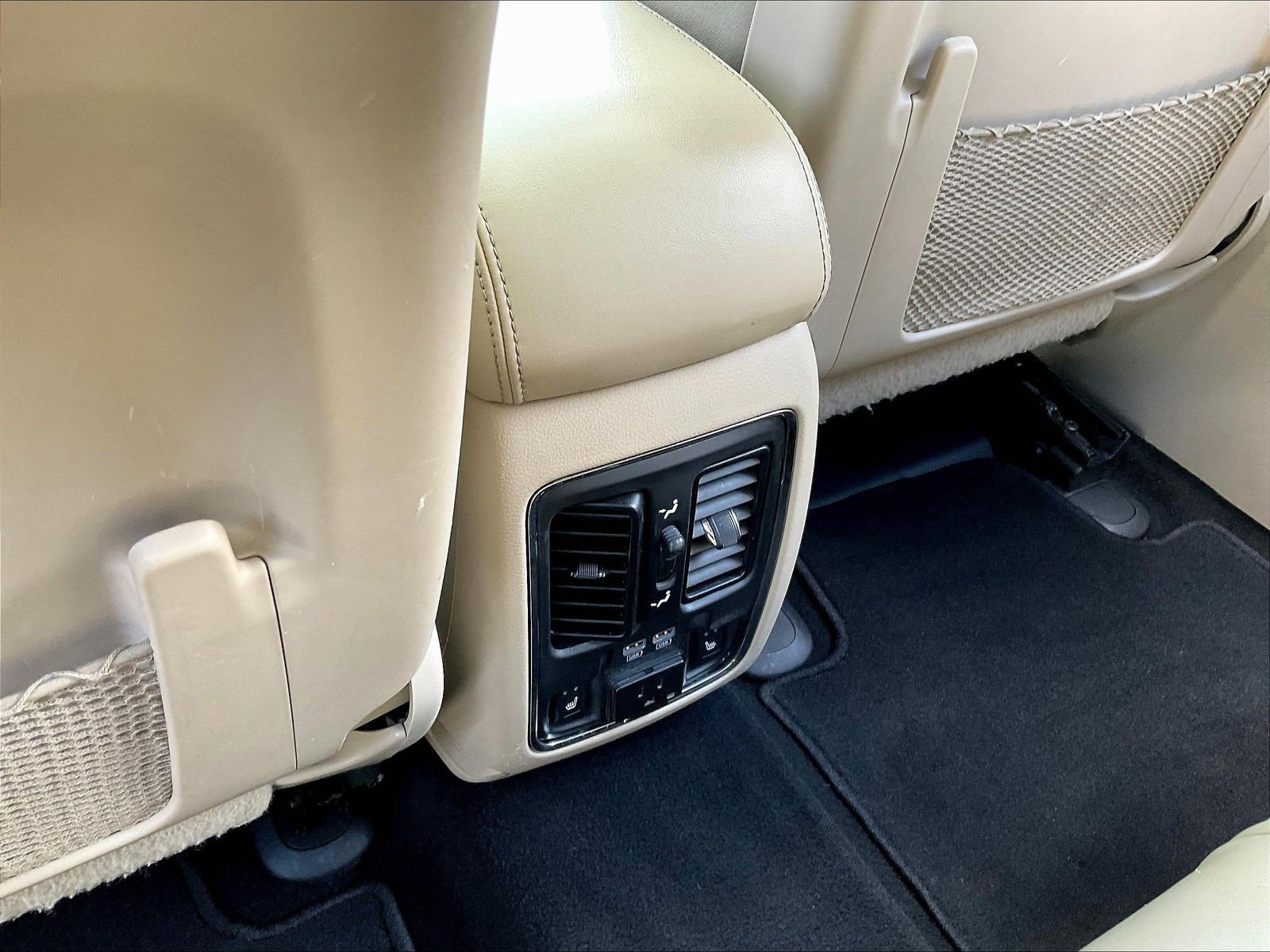 Used 2020 Jeep Grand Cherokee Limited w/ Luxury Group II AWD/4WD image 11