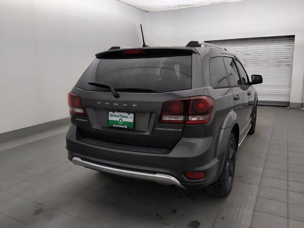 Used 2018 Dodge Journey Crossroad w/ Navigation Group FWD image 9